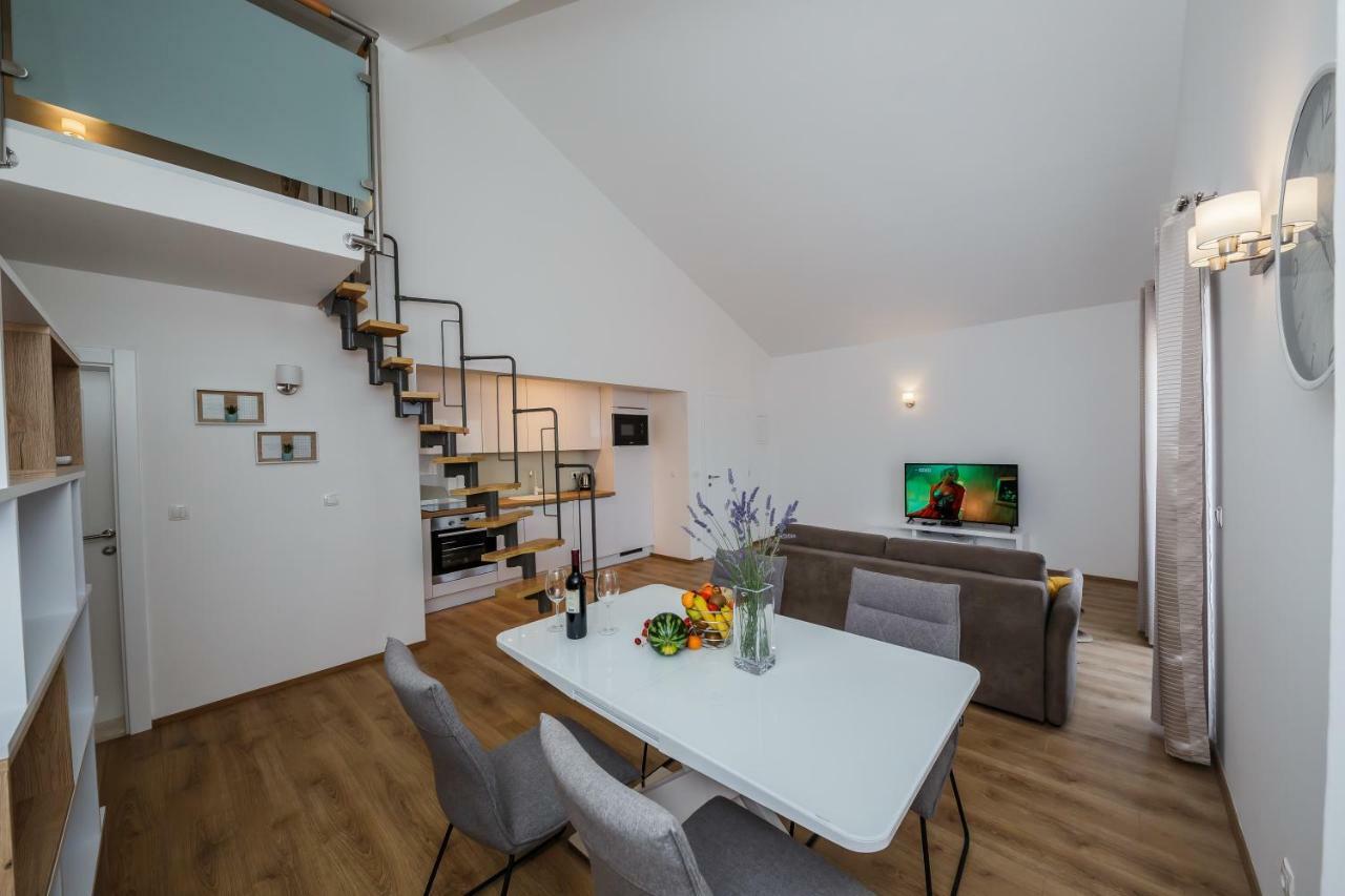 Apartament Milena-with A Pool Trogir