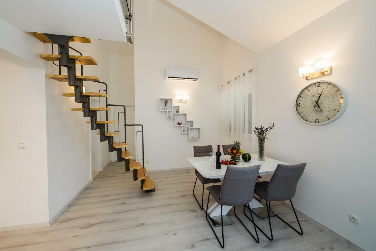 Apartament Milena-with A Pool