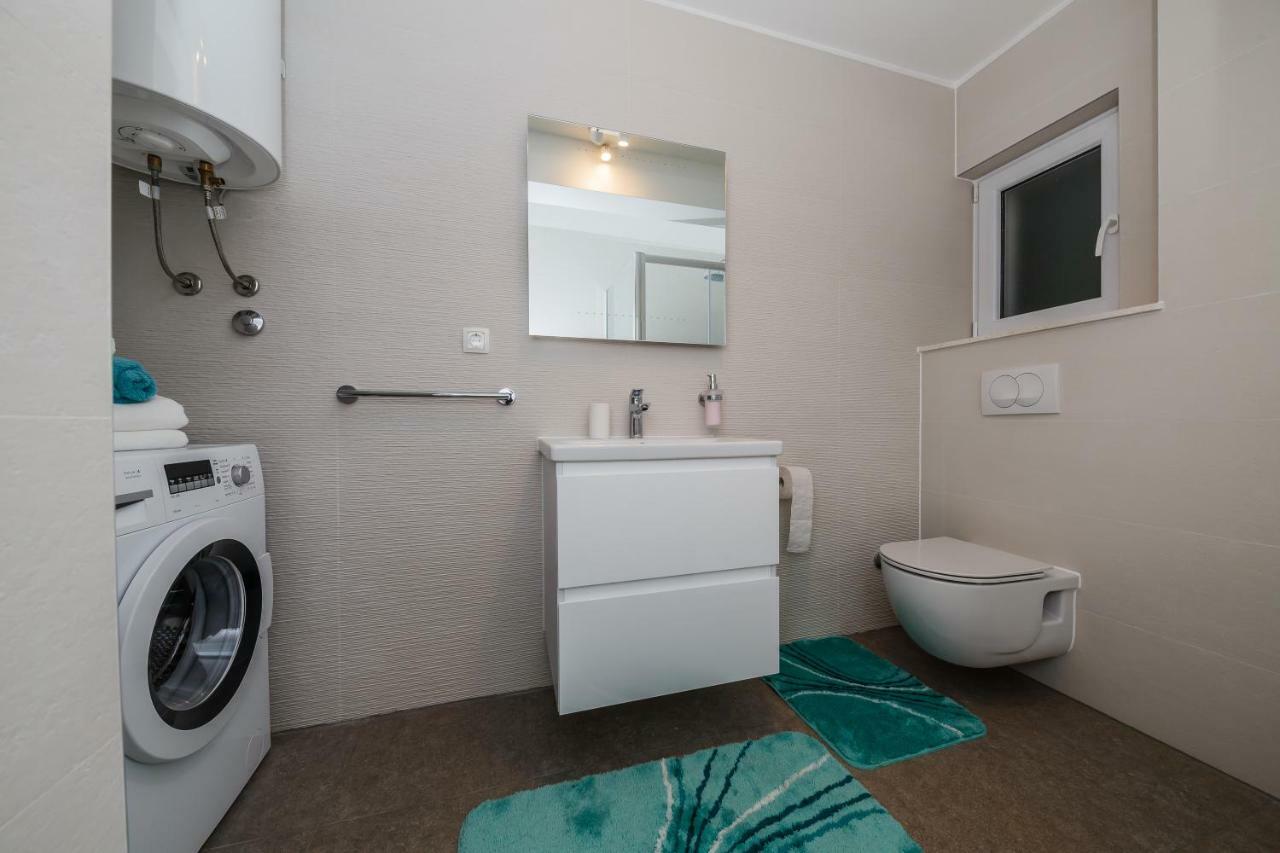 Apartament Milena-with A Pool Trogir